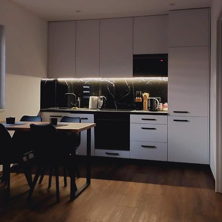 Luxury Apartments Bernardynska Domek 1 , 2 Kielce Esterno foto