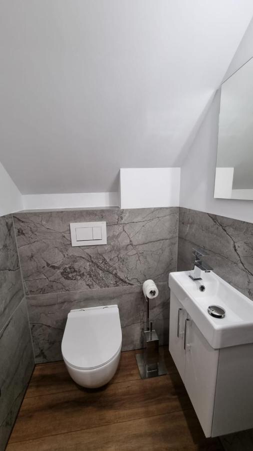 Luxury Apartments Bernardynska Domek 1 , 2 Kielce Esterno foto